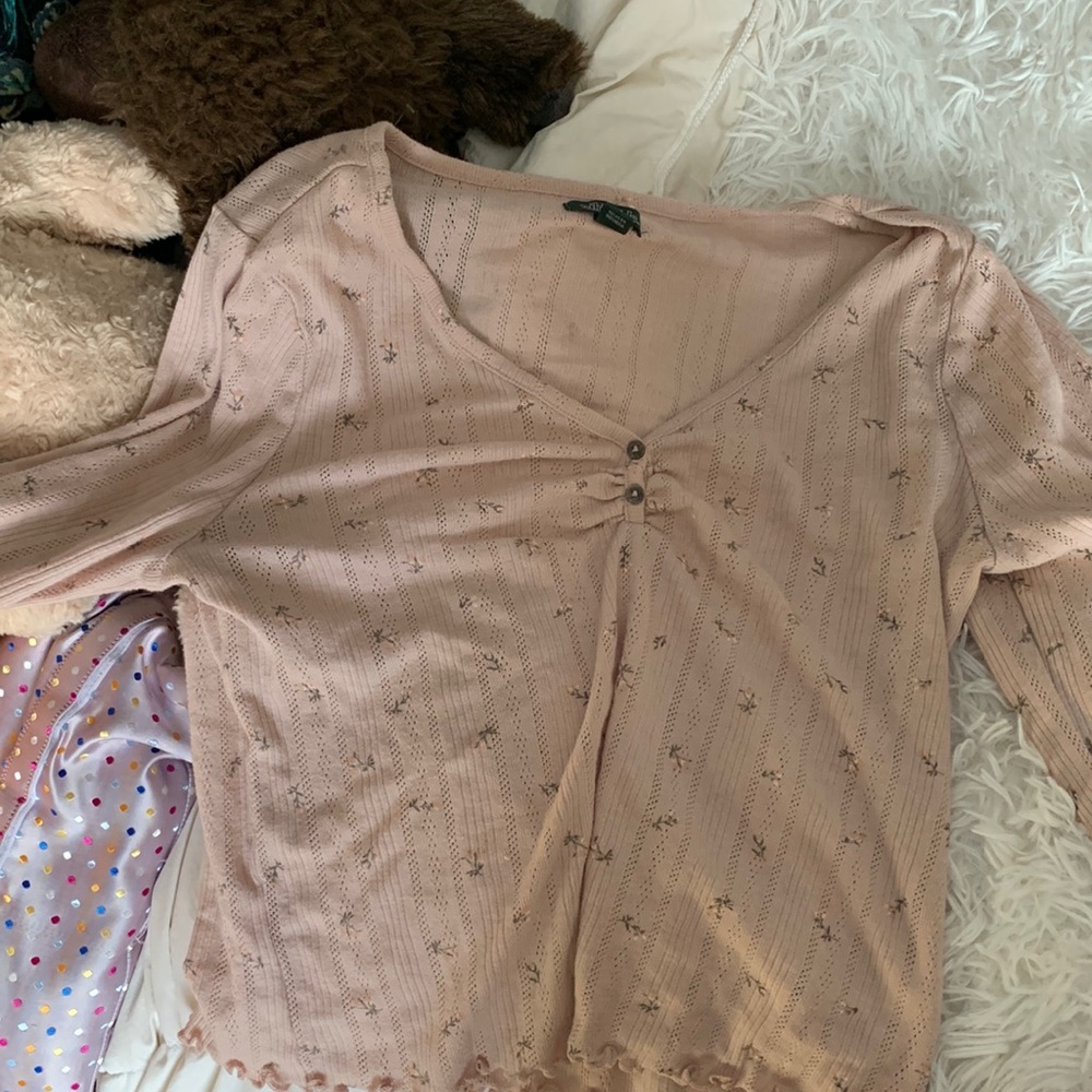 Long sleeved pink cropped top with fringe- Worn twice
